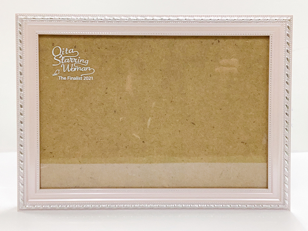 建築ガラスへのスクリーン印刷事例（大塚孔版）